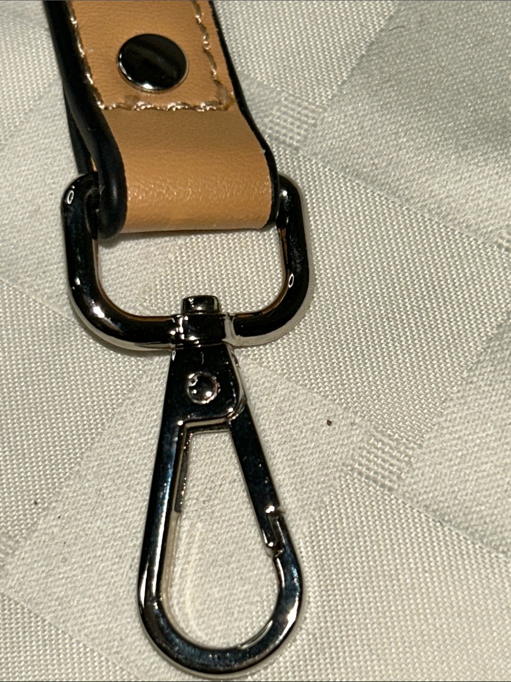 Tan Shoulder Strap with Silver Hardware and Clips - Picture 3 of 4